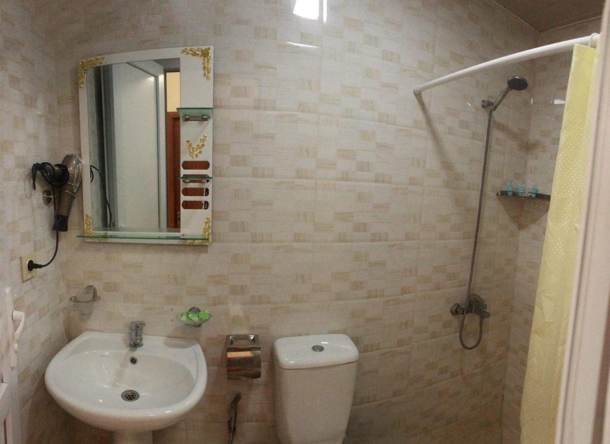 Hotel Tao باتومي الغرفة الصورة